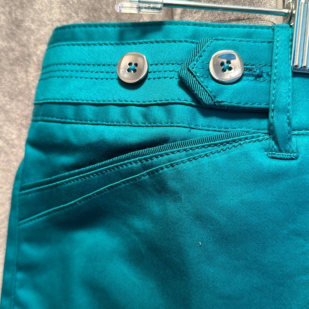 WHBM size 12 cuffed shorts